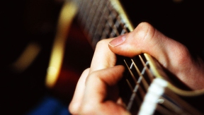 5 backing tracks that are perfect for guitar beginners